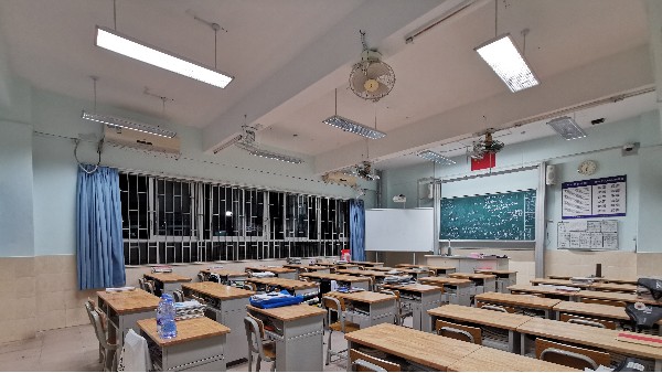 呵護(hù)學(xué)生的視力，教室照明要選led護(hù)眼教室燈具